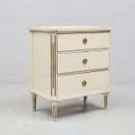 1356 8576 CHEST OF DRAWERS